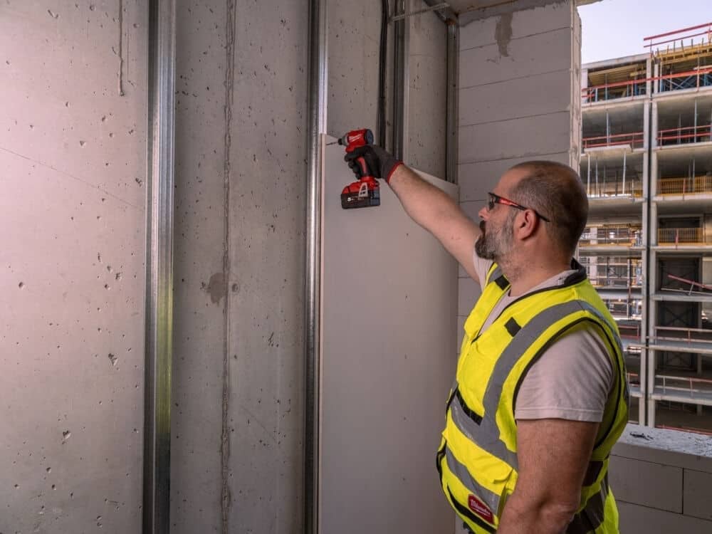 M18_BLIDRC-402C-App_1